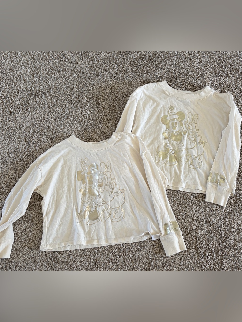 Twin GAP Disney Cream Long-Sleeve Tee with Shiny Minnie Mouse Graphic